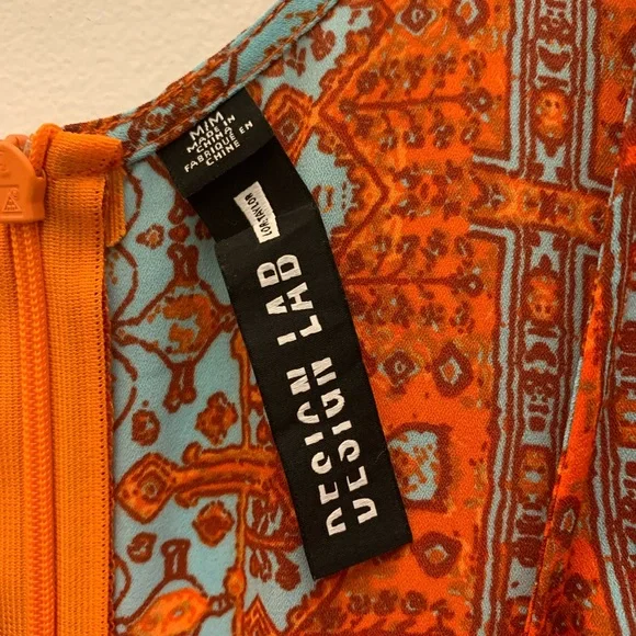 Red and blue flattering dress with lace! - Picture 5 of 7